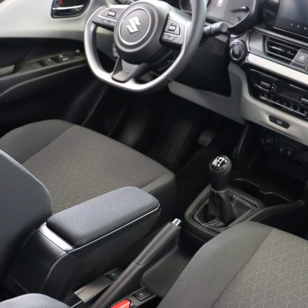 RATI ARMSTER S kartámasz SUZUKI SWIFT 2024- manuális kézifékkel [fekete,szövet]