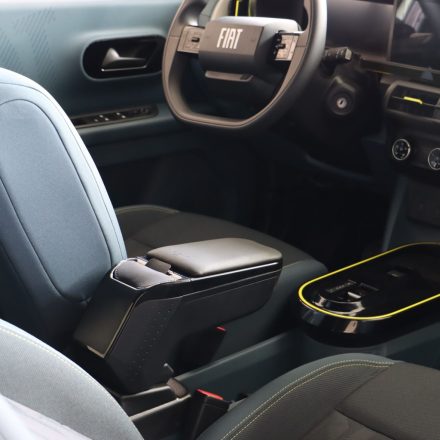 RATI ARMSTER 2 kartámasz FIAT GRANDE PANDA ELECTRIC 2024-  [fekete,vegán bőr]
