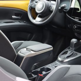   RATI ARMSTER 2 kartámasz TOYOTA AYGO X HYBRID 2026-  [szürke,vegán bőr]