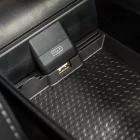 RATI ARMSTER 3 kartámasz ülésre rögzíthető RENAULT EXPRESS VAN 2021- gyári karfa nélkül [fekete,vegán bőr,usb]